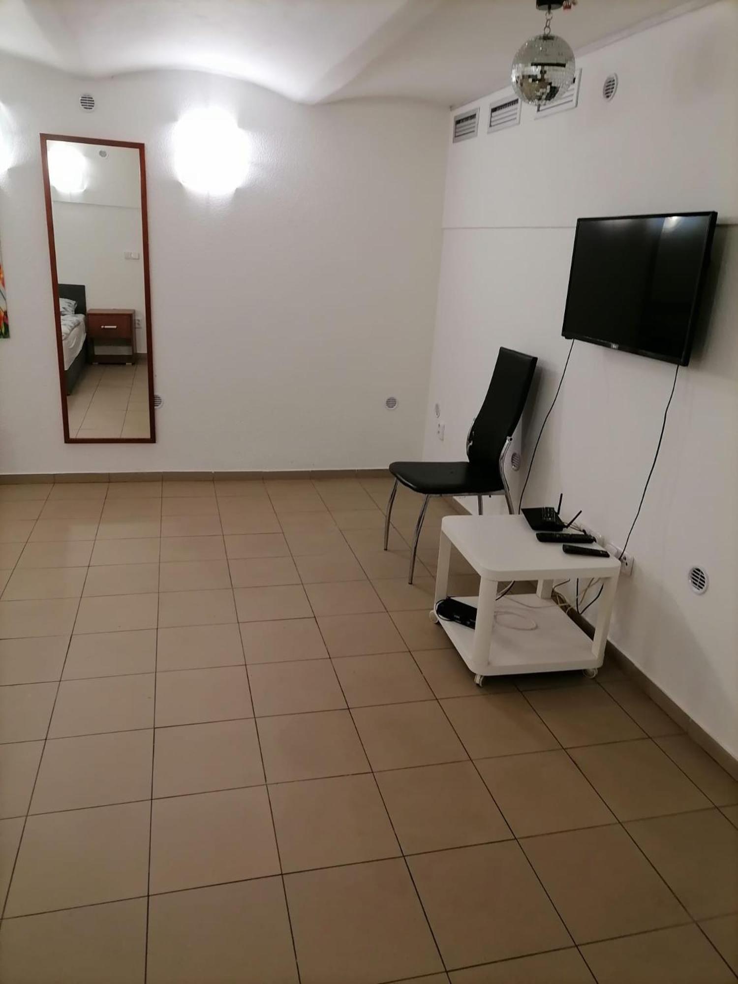 Apartment Карлові Вари Екстер'єр фото